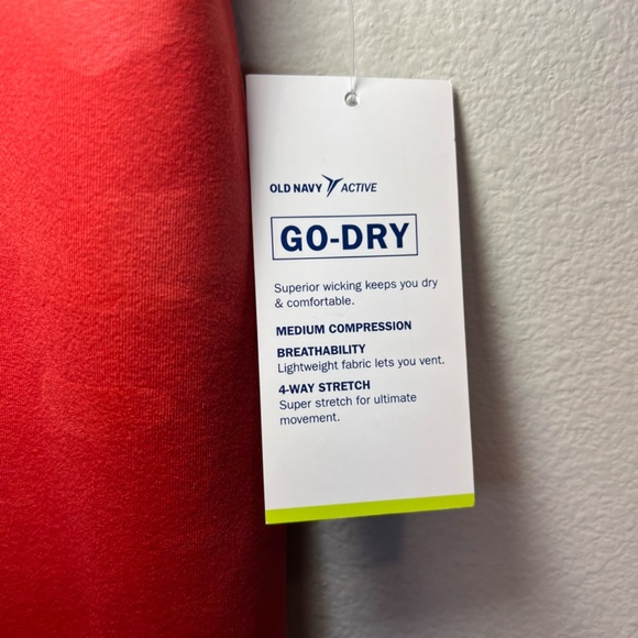 Old Navy Women's Powersoft 7/8 Elevate Leggings Red Camo Athletic NEW Size Large - Picture 4 of 13